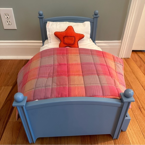 AMERICAN GIRL - The Trundle Bed, Room Decor and Bedding Set - Blue Stars - Picture 3 of 8